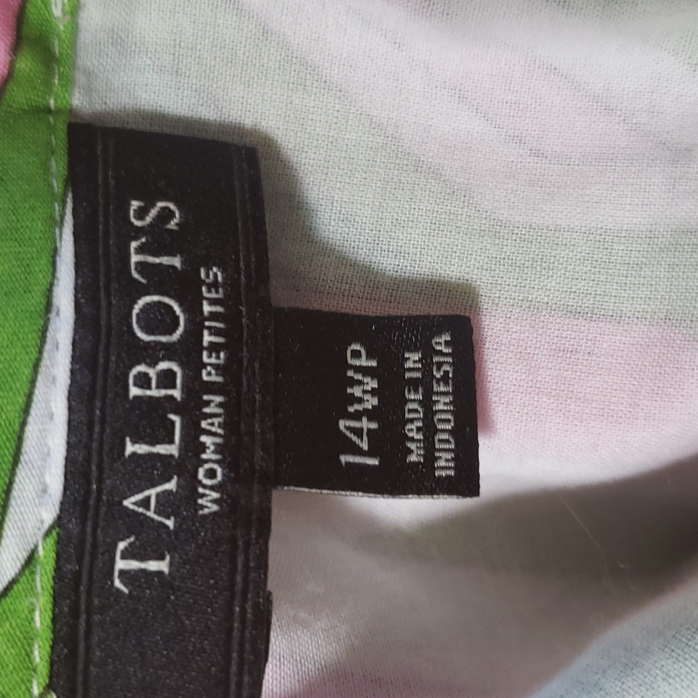 Talbots Sleeveless Blouse with button up back - Picture 9 of 10